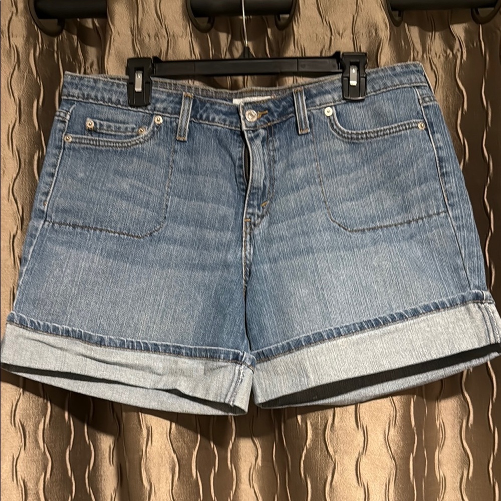Levi’s 545 Classic Denim Women's Shorts